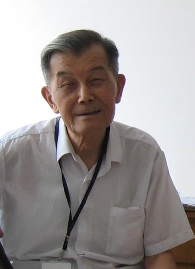 Prof.Hong2.JPG